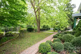 303 Country Club Rd, Asheville, NC 28804 - Photo 30