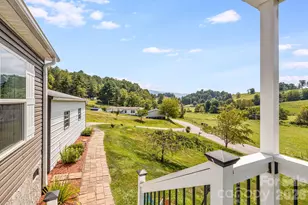 582 John Henry Rd, Burnsville, NC 28714 - Photo 4