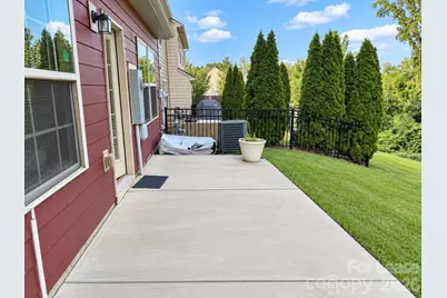 1813 Evergreen Drive, Charlotte, NC 28208 - Photo 8