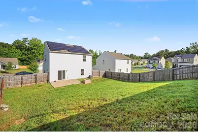 8411 Highgate Drive, Charlotte, NC 28215 - Photo 36