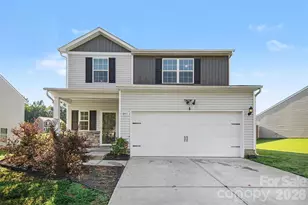 8411 Highgate Dr, Charlotte, NC 28215 - Photo 2