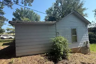 1516 N Aspen St, Lincolnton, NC 28092 - Photo 6