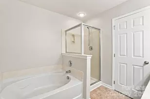 345 Doughton Ln, Charlotte, NC 28217 - Photo 18