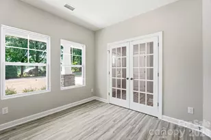 148 Brandy Ln, Statesville, NC 28677 - Photo 4