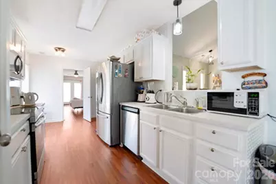 9828 Northwoods Forest Drive, Charlotte, NC 28214 - Photo 14