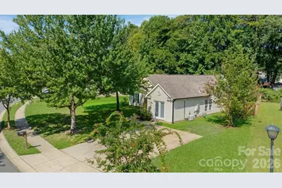 9828 Northwoods Forest Drive, Charlotte, NC 28214 - Photo 4