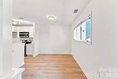 425 W 8th Street #87, Charlotte, NC 28202 - Photo 4