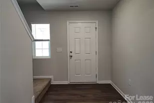9220 Creedmore Hills Dr, Charlotte, NC 28214 - Photo 2