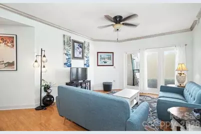 401 N Church Street #607, Charlotte, NC 28202 - Photo 2