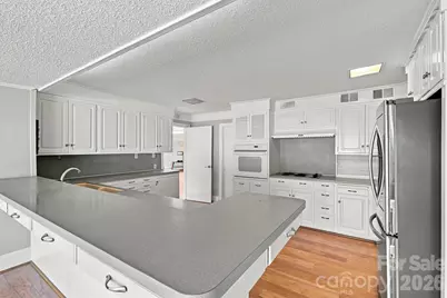 4830 N Center Street, Hickory, NC 28601 - Photo 16