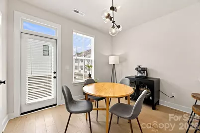 2303 Rozzelles Ferry Road, Charlotte, NC 28208 - Photo 10