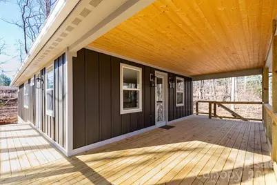 137 E Arbutus Trail, Hendersonville, NC 28792 - Photo 2