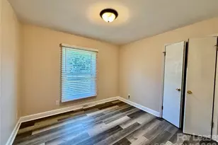 3132 Dawnshire Ave, Charlotte, NC 28216 - Photo 12