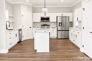 840 Woodrun Dr, Mount Gilead, NC 27371 - Photo 6