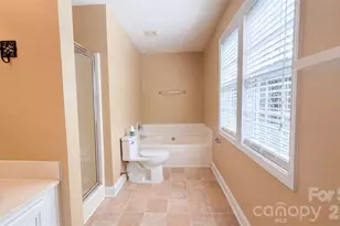 1750 Wilburn Park Ln NW, Charlotte, NC 28269 - Photo 12
