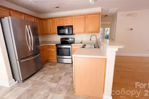 1750 Wilburn Park Ln NW, Charlotte, NC 28269 - Photo 6