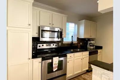 417 Olmsted Park Place, Charlotte, NC 28203 - Photo 8