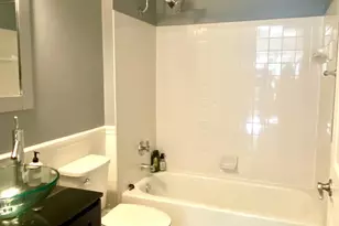 417 Olmsted Park Pl, Charlotte, NC 28203 - Photo 16