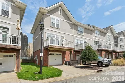 827 4th Street W, Charlotte, NC 28202 - Photo 2