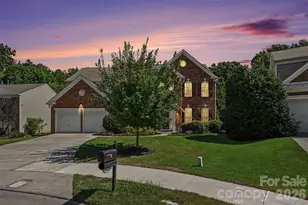 9538 Linden Tree Ln, Charlotte, NC 28277 - Photo 1