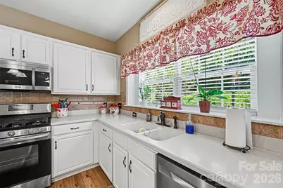 9538 Linden Tree Lane, Charlotte, NC 28277 - Photo 20
