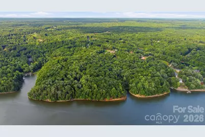 230 Windingwood View Lane #4, Statesville, NC 28677 - Photo 2