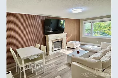 6622 Mountain Grove Road, Hickory, NC 28602 - Photo 2