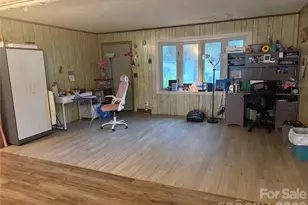 344 Pearson St, Blacksburg, SC 29702 - Photo 6