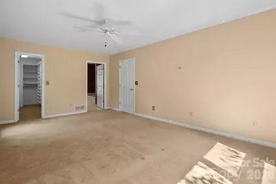 324 Dawnbrook Drive, Flat Rock, NC 28731 - Photo 16