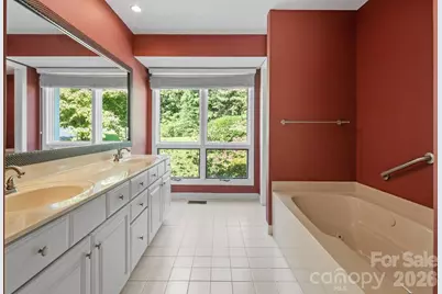 324 Dawnbrook Drive, Flat Rock, NC 28731 - Photo 18
