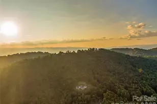 10 Beaverbrook Ct, Asheville, NC 28804 - Photo 2