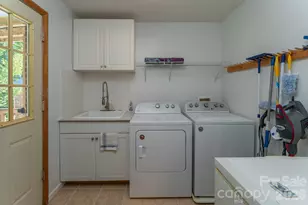 1886 Tanasee Gap Rd, Balsam Grove, NC 28708 - Photo 22