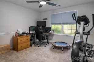 216 Holly Ln, Greer, SC 29651 - Photo 32