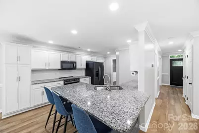 10409 Northwoods Forest Drive, Charlotte, NC 28214 - Photo 6