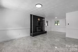 2823 39th Ave NE, Hickory, NC 28601 - Photo 8