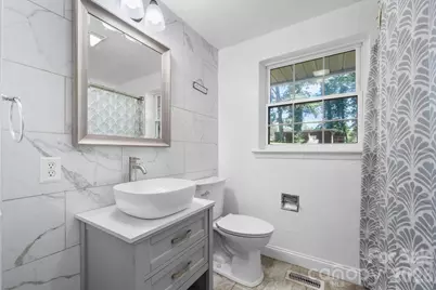 2823 39th Avenue NE, Hickory, NC 28601 - Photo 14