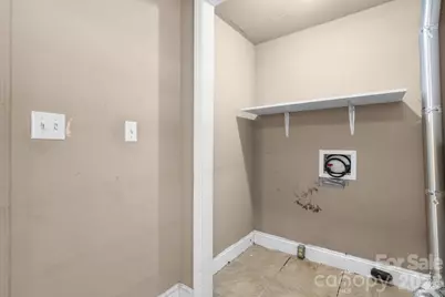 2823 39th Avenue NE, Hickory, NC 28601 - Photo 18