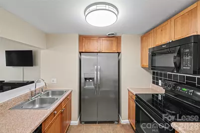 244 S Cedar Street #5, Charlotte, NC 28202 - Photo 2