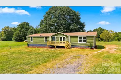 2430 Nixon Drive, Shelby, NC 28152 - Photo 2