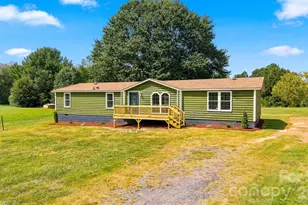 2430 Nixon Dr, Shelby, NC 28152 - Photo 2