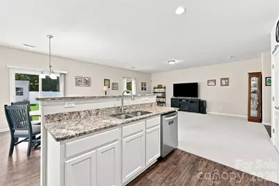 8219 Paw Valley Lane, Charlotte, NC 28214 - Photo 18