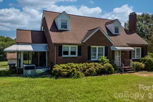 3962 Startown Rd, Newton, NC 28658 - Photo 2