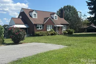 3962 Startown Rd, Newton, NC 28658 - Photo 4
