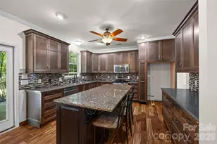 1823 Montague Rd, Clover, SC 29710 - Photo 10
