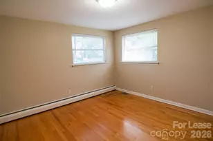 736 12th Ave NW, Hickory, NC 28601 - Photo 12
