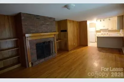 736 12th Avenue NW, Hickory, NC 28601 - Photo 8