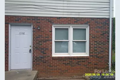 1338 7th Avenue SW, Hickory, NC 28602 - Photo 2