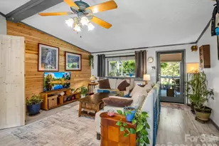 14 Old Possum Holler Rd, Hendersonville, NC 28739 - Photo 8