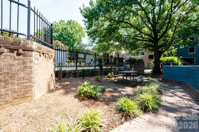 419 W 8th Street #59, Charlotte, NC 28202 - Photo 24
