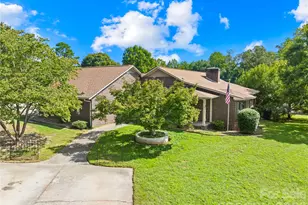 250 Tanner St, Rutherfordton, NC 28139 - Photo 4